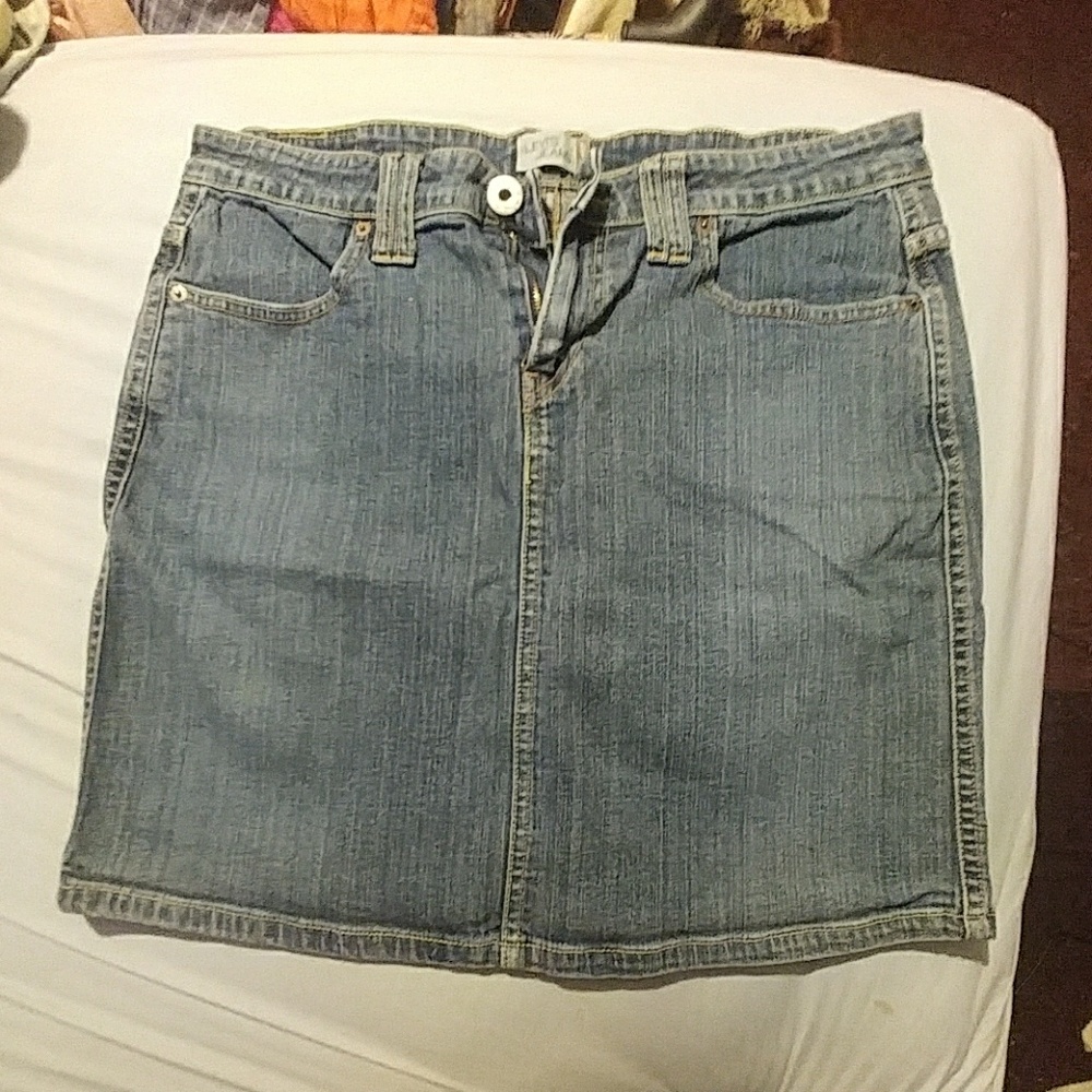 Womans Skirt